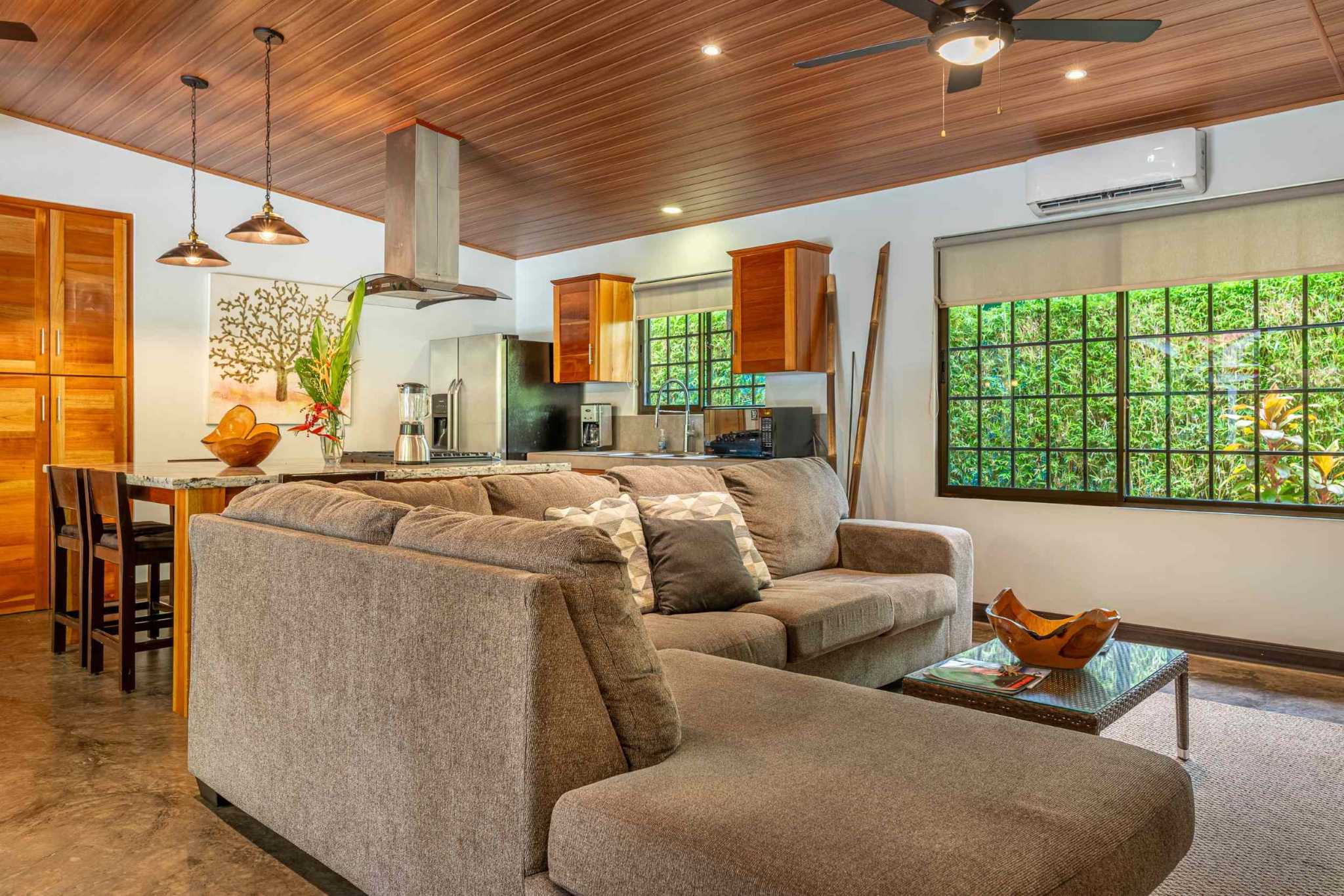 40266 (4) Garden 4-Bedroom Villa with Casita, Walking Distance to Town in Uvita Costa Rica