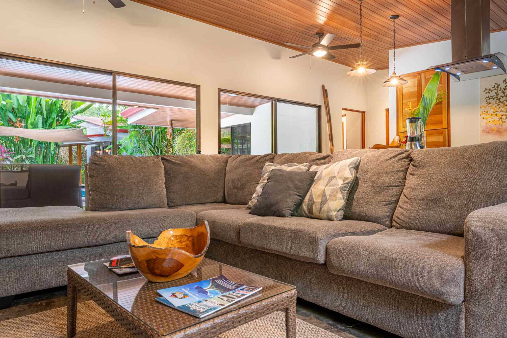 40266 (5) Garden 4-Bedroom Villa with Casita, Walking Distance to Town in Uvita Costa Rica