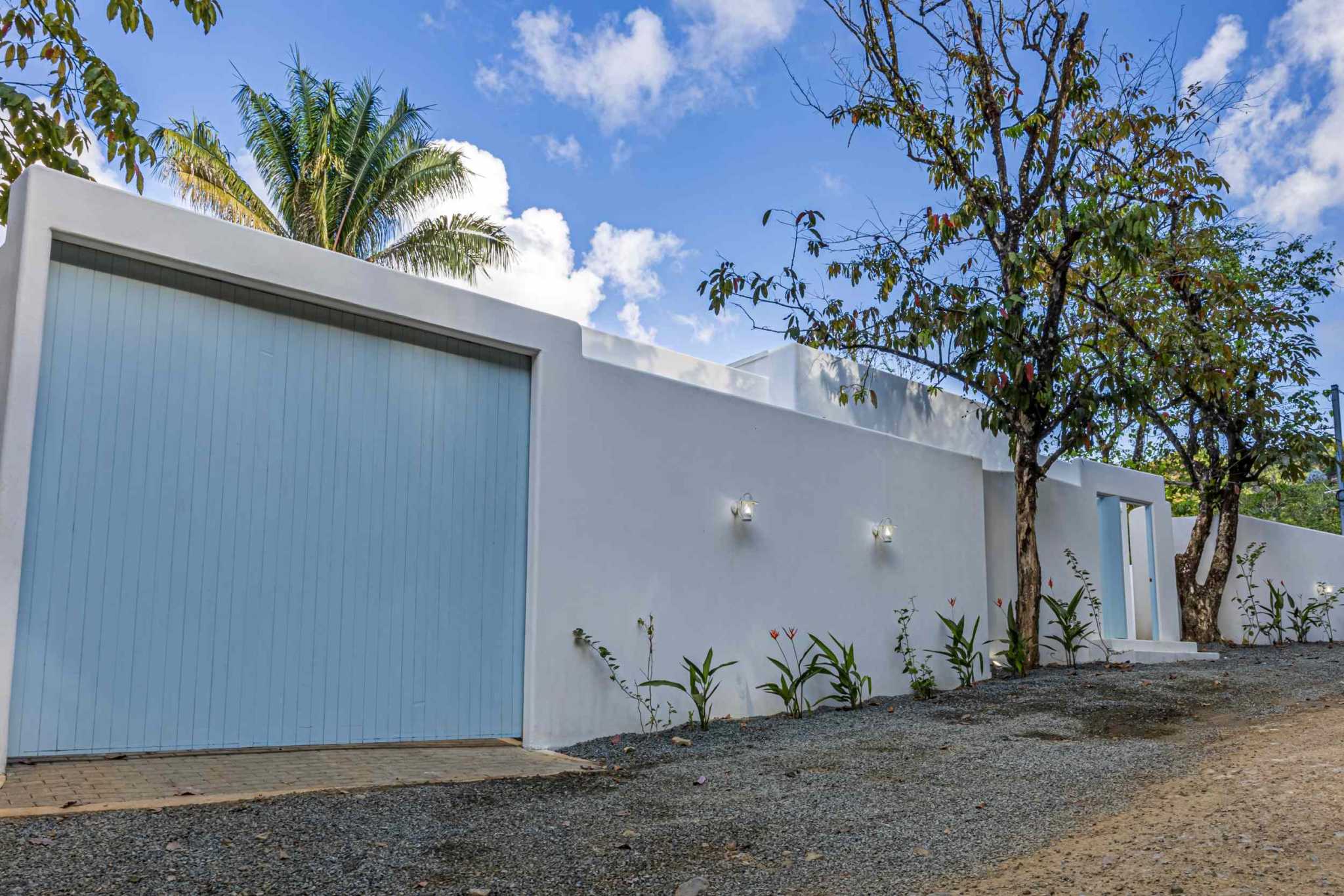 40207 (4) Luxury 3-Bedroom Villa with Elegance, Privacy and Comfort in Uvita Costa Rica
