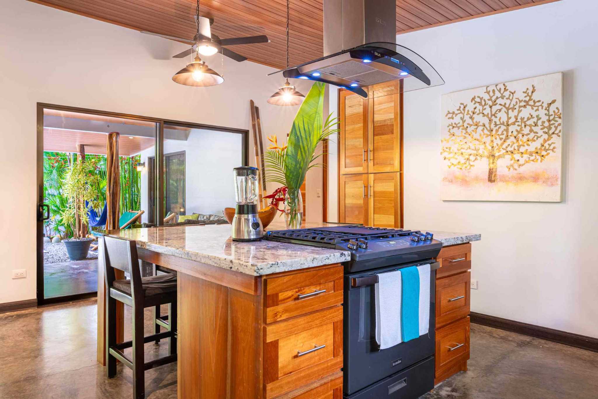 40266 (23) Garden 4-Bedroom Villa with Casita, Walking Distance to Town in Uvita Costa Rica
