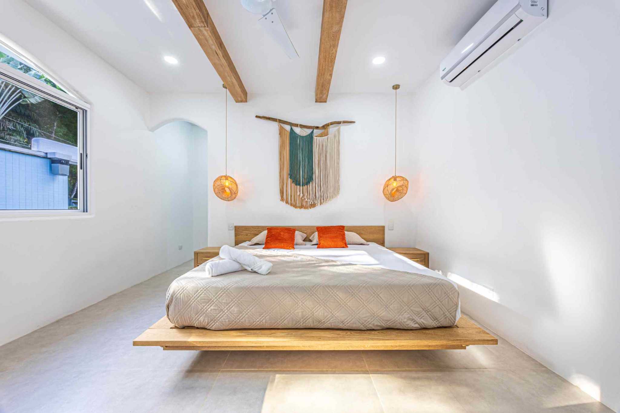 40207 (10) Luxury 3-Bedroom Villa with Elegance, Privacy and Comfort in Uvita Costa Rica