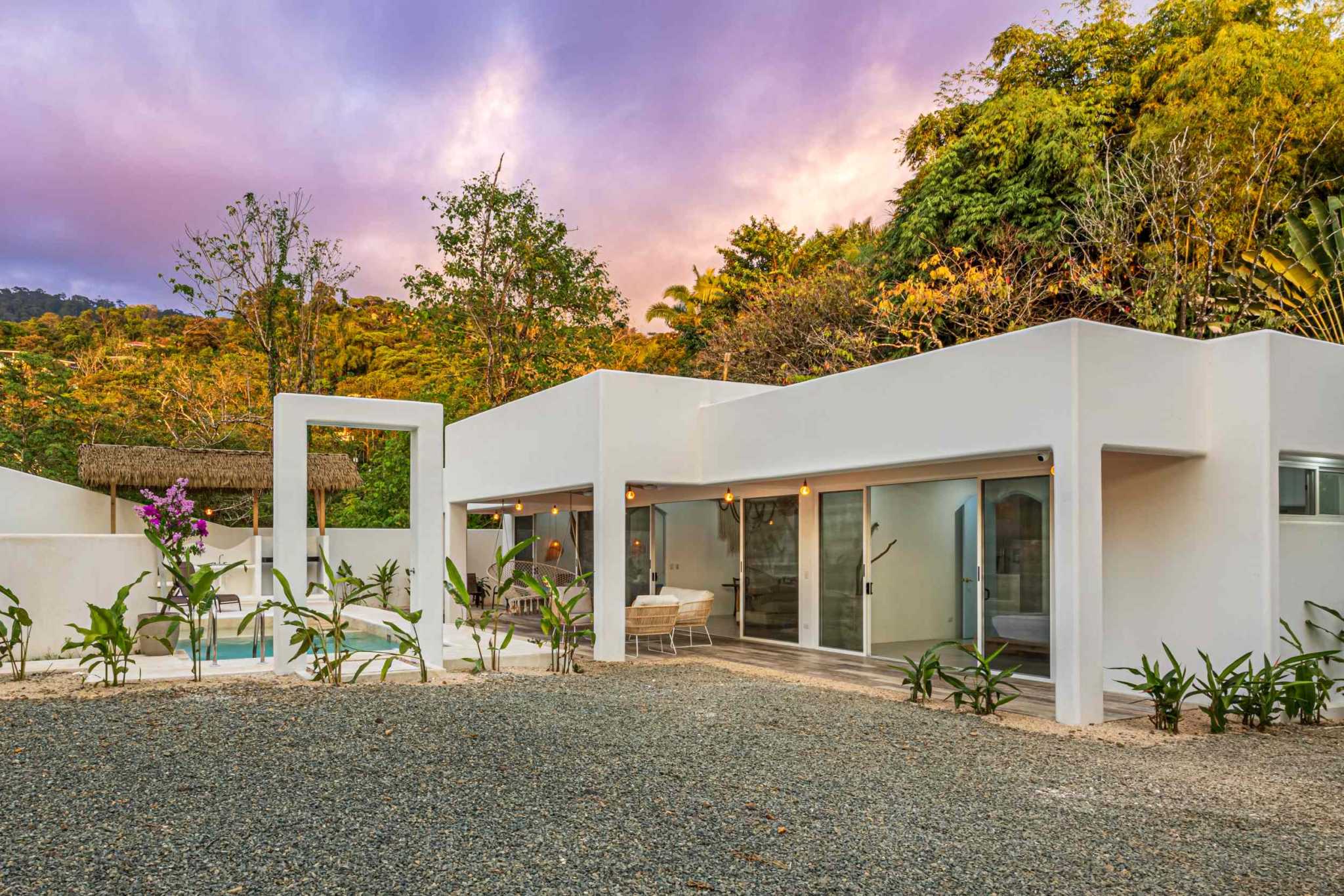 40207 (22) Luxury 3-Bedroom Villa with Elegance, Privacy and Comfort in Uvita Costa Rica