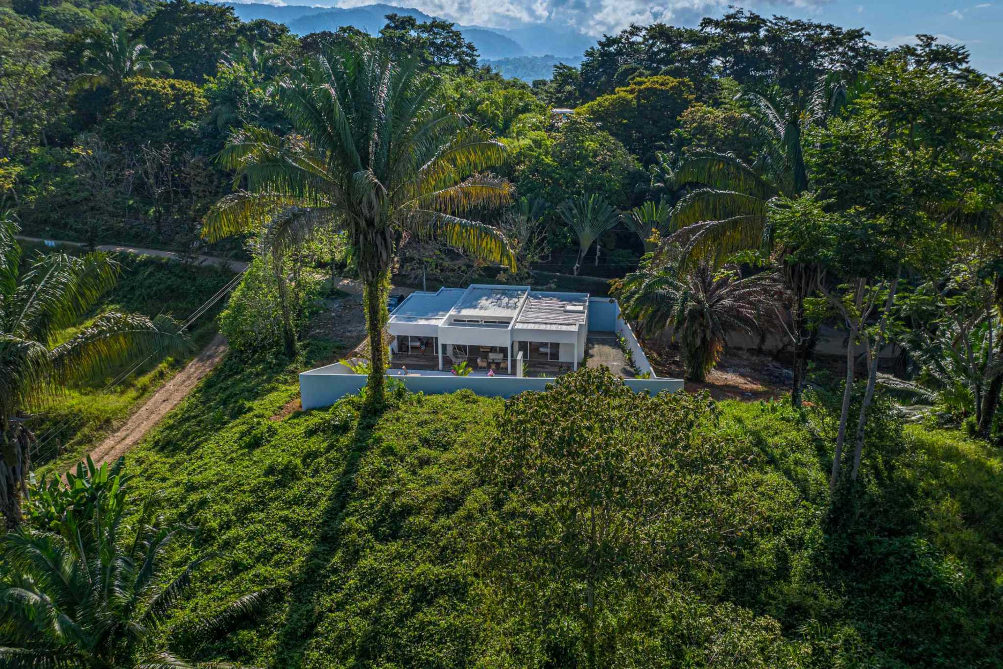 40207 (31) Luxury 3-Bedroom Villa with Elegance, Privacy and Comfort in Uvita Costa Rica