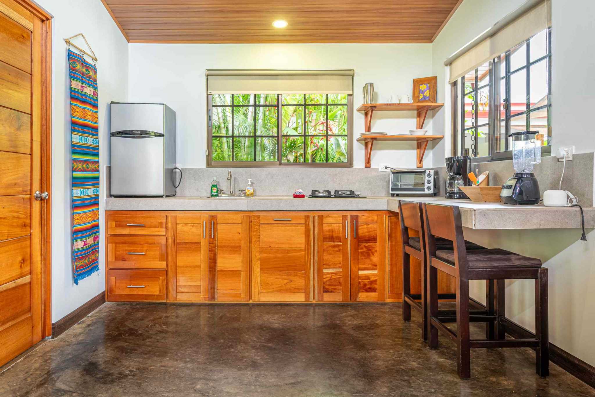 40266 (60) Garden 4-Bedroom Villa with Casita, Walking Distance to Town in Uvita Costa Rica