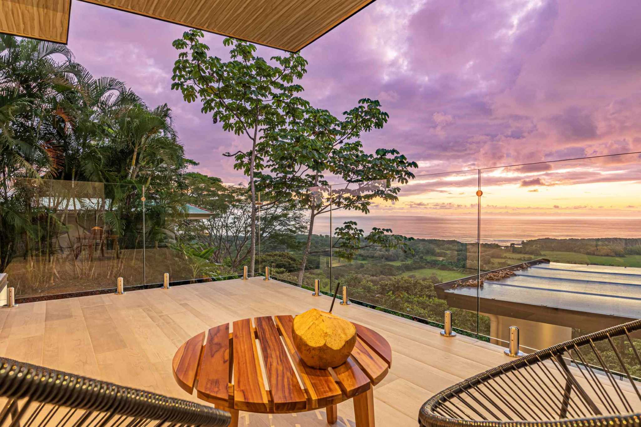 Luxury Ocean View 4-Bedroom Villa with Infinity Pool in Hatillo near Dominical Costa Rica
