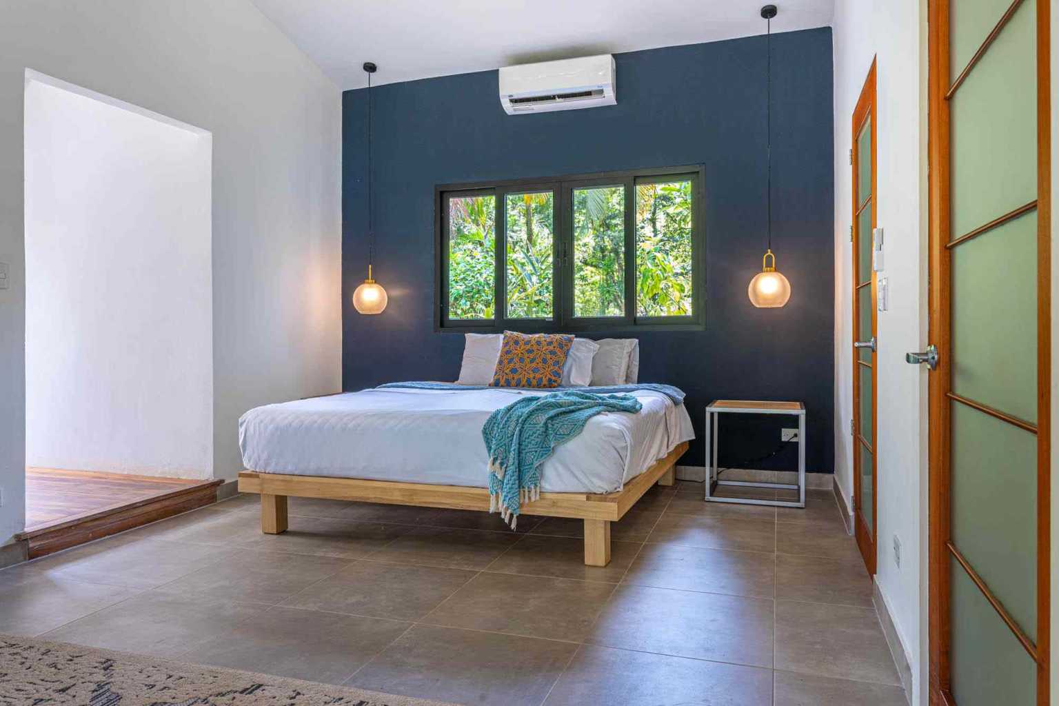 41105 (74) Estate Property in Prime Escaleras Area with Multi-Use Options, Perfect for Residential or Small Hotel in Escalares above Dominicalito Costa Rica