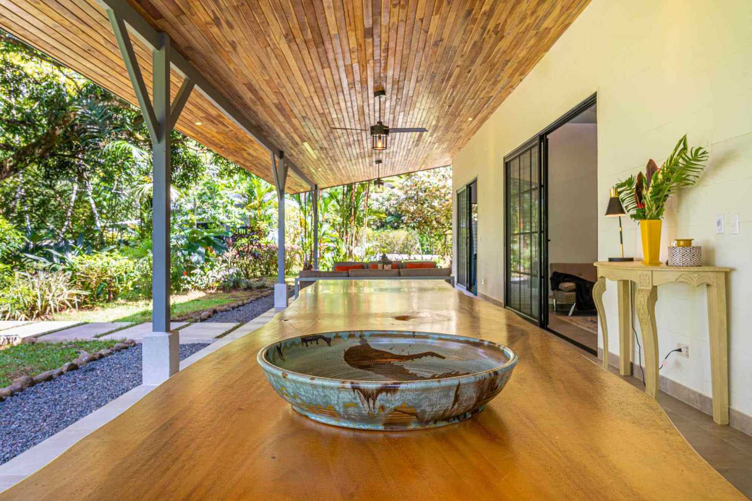 41105 (90) Estate Property in Prime Escaleras Area with Multi-Use Options, Perfect for Residential or Small Hotel in Escalares above Dominicalito Costa Rica