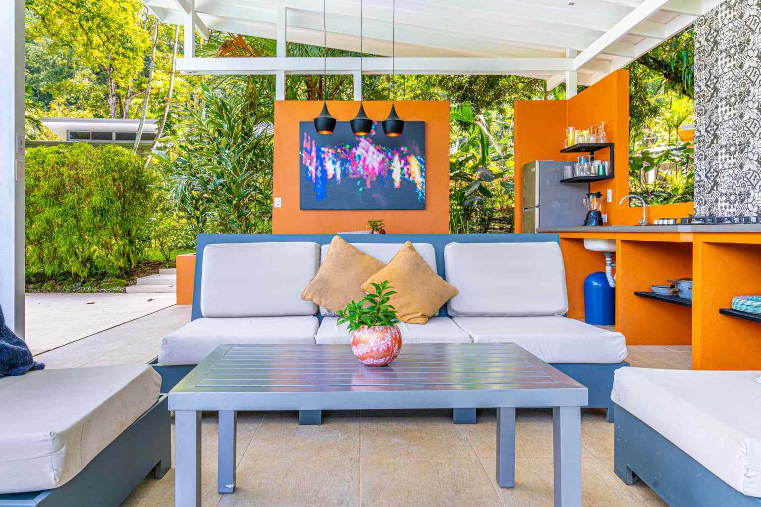 41105 (61) Estate Property in Prime Escaleras Area with Multi-Use Options, Perfect for Residential or Small Hotel in Escalares above Dominicalito Costa Rica