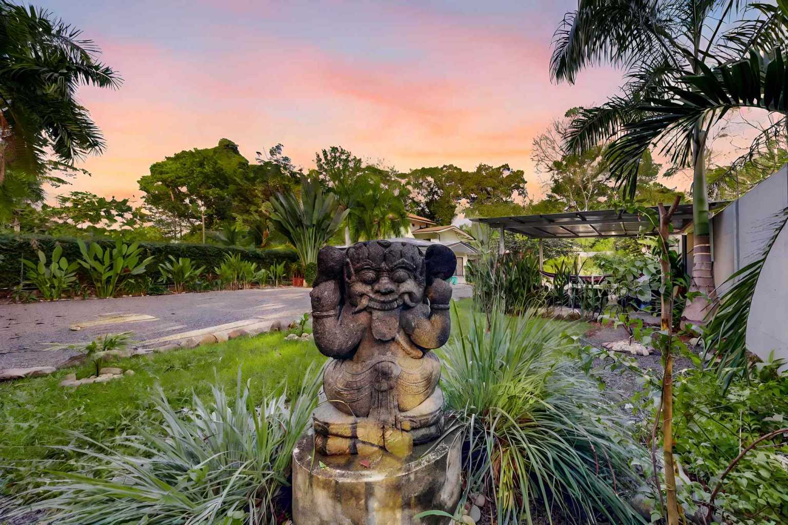 41396 (44) Scarlet Haven Villas and Sunset Bungalows in Uvita Costa Rica
