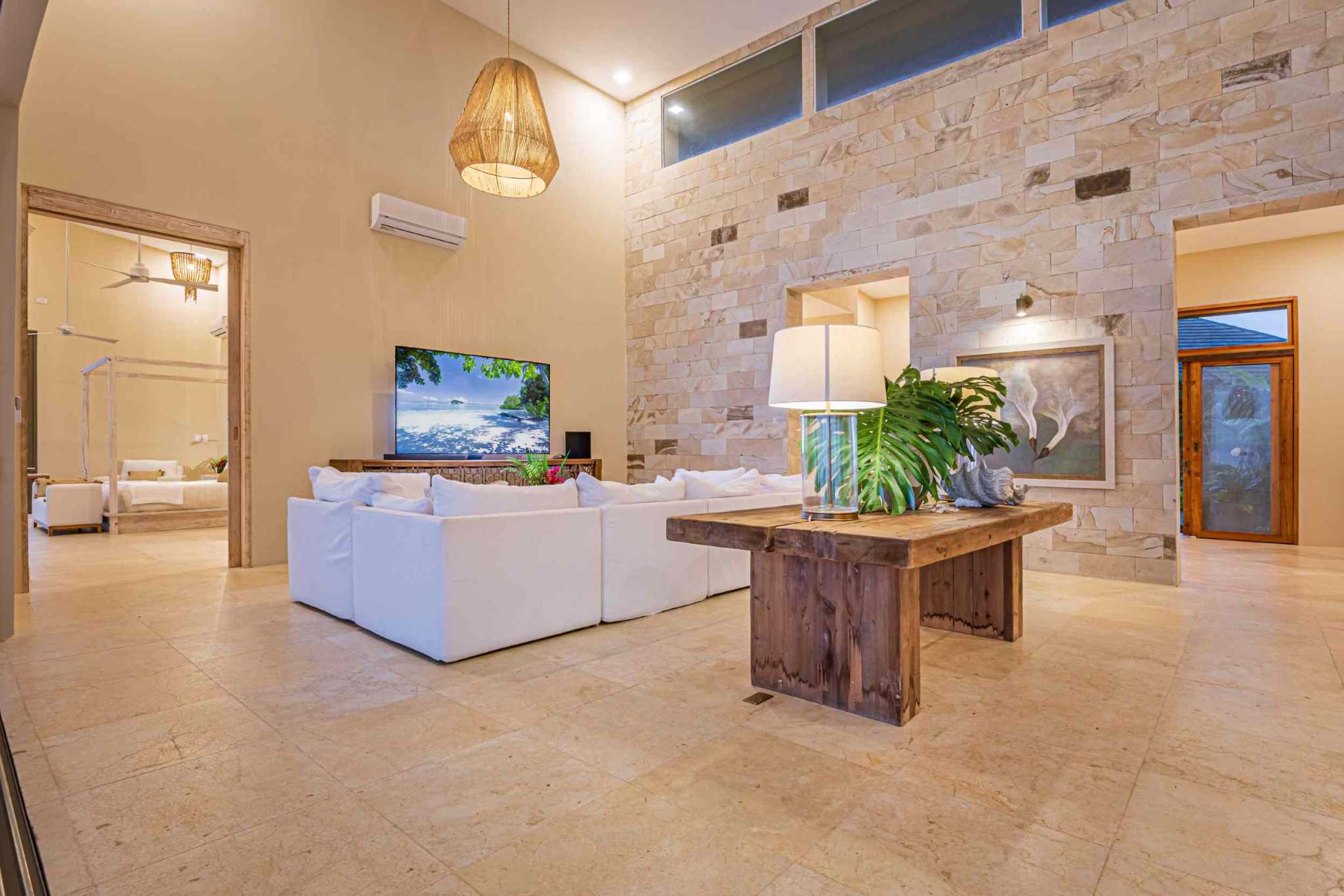 41332 (100) Tropical 5-Bedroom Sanctuary of Ultra-Luxury & Sustainability in Costa Verde Estates above Dominical Costa Rica