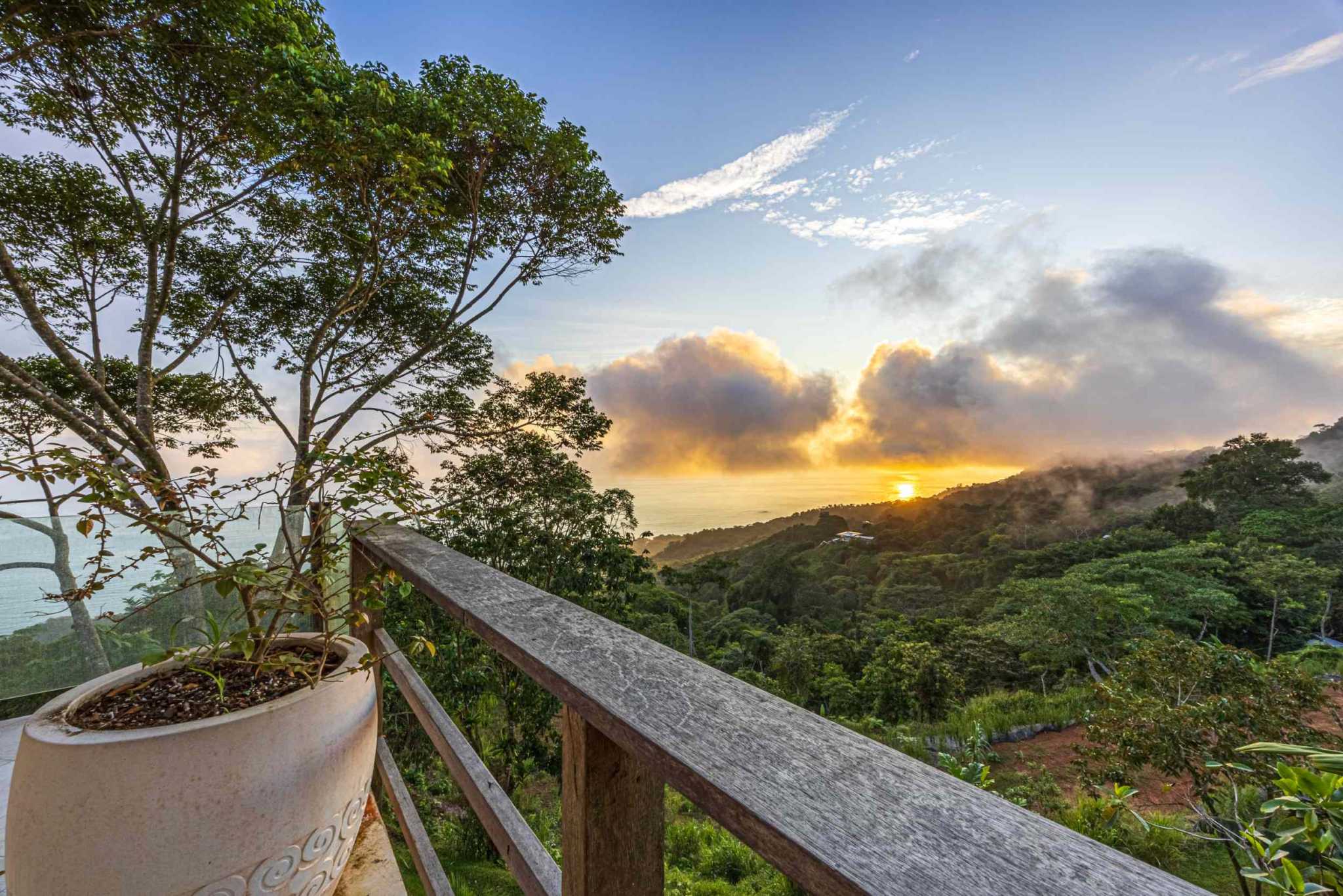 41332 (27) Tropical 5-Bedroom Sanctuary of Ultra-Luxury & Sustainability in Costa Verde Estates above Dominical Costa Rica