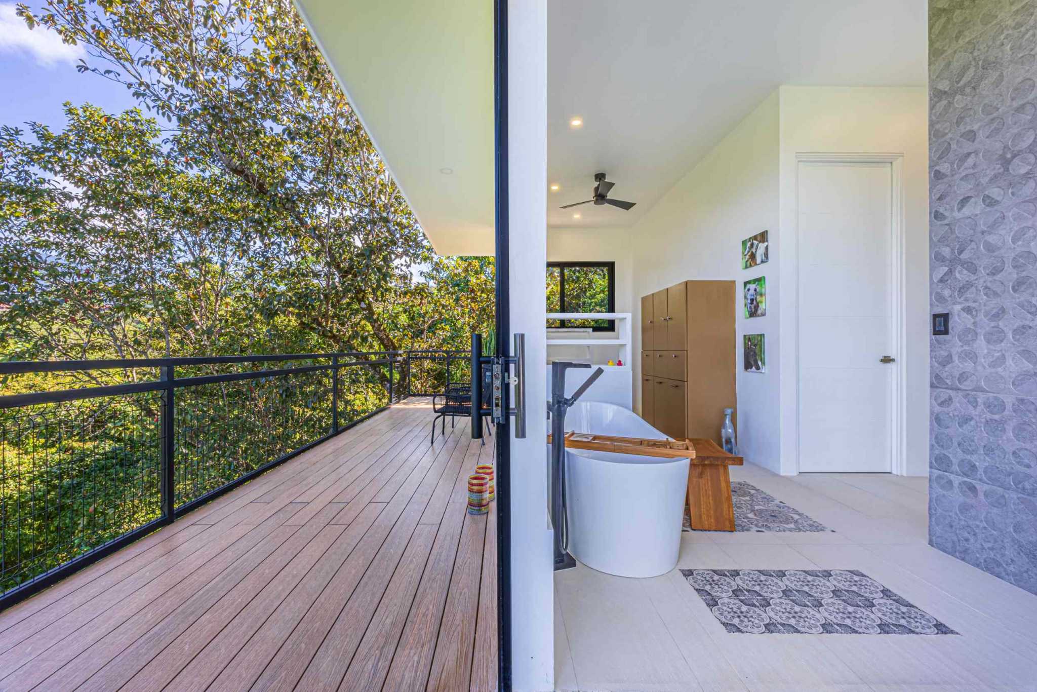 Stunning Mountain & Ocean Views in a 3-Bedroom Luxury Home on Calle Perezoso in Ojochal Costa Rica