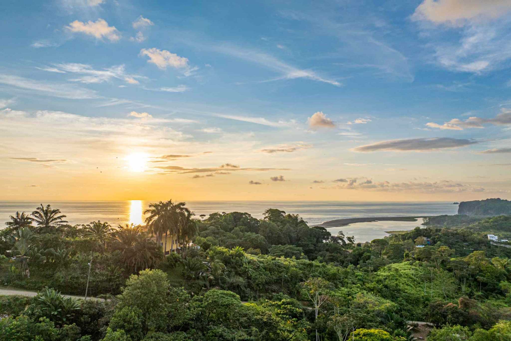 Stunning Mountain & Ocean Views in a 3-Bedroom Luxury Home on Calle Perezoso in Ojochal Costa Rica