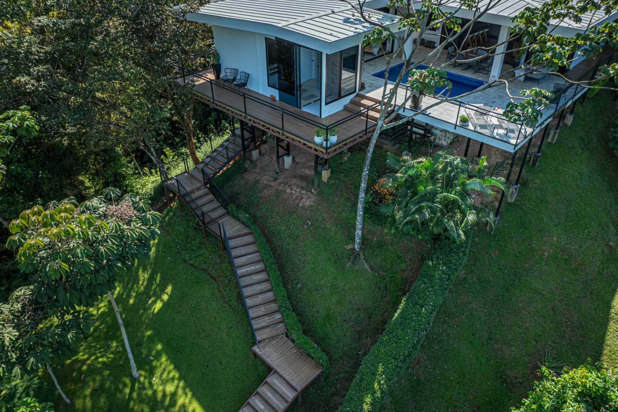 Stunning Mountain & Ocean Views in a 3-Bedroom Luxury Home on Calle Perezoso in Ojochal Costa Rica