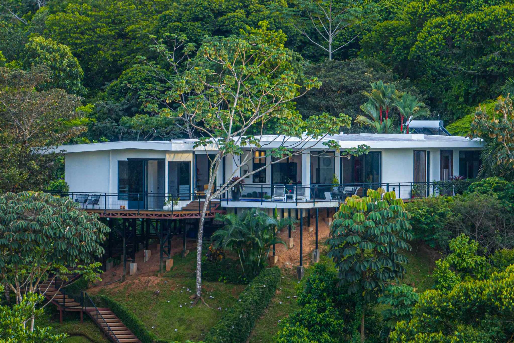 Stunning Mountain & Ocean Views in a 3-Bedroom Luxury Home on Calle Perezoso in Ojochal Costa Rica