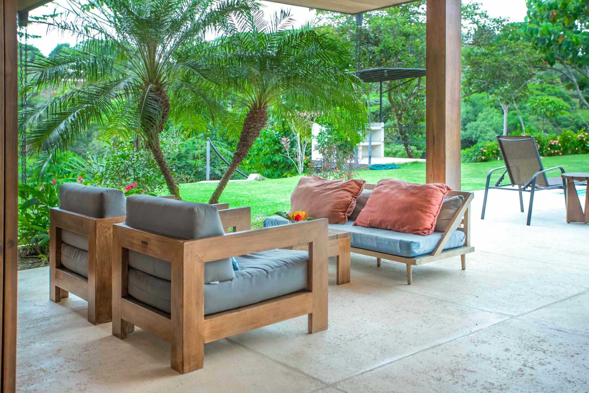 41627 (30) Ocean View 3-Bedroom Home on Desirable Perezoso Road with Wide Panoramic Sunset Ocean Views in Ojochal Costa Rica