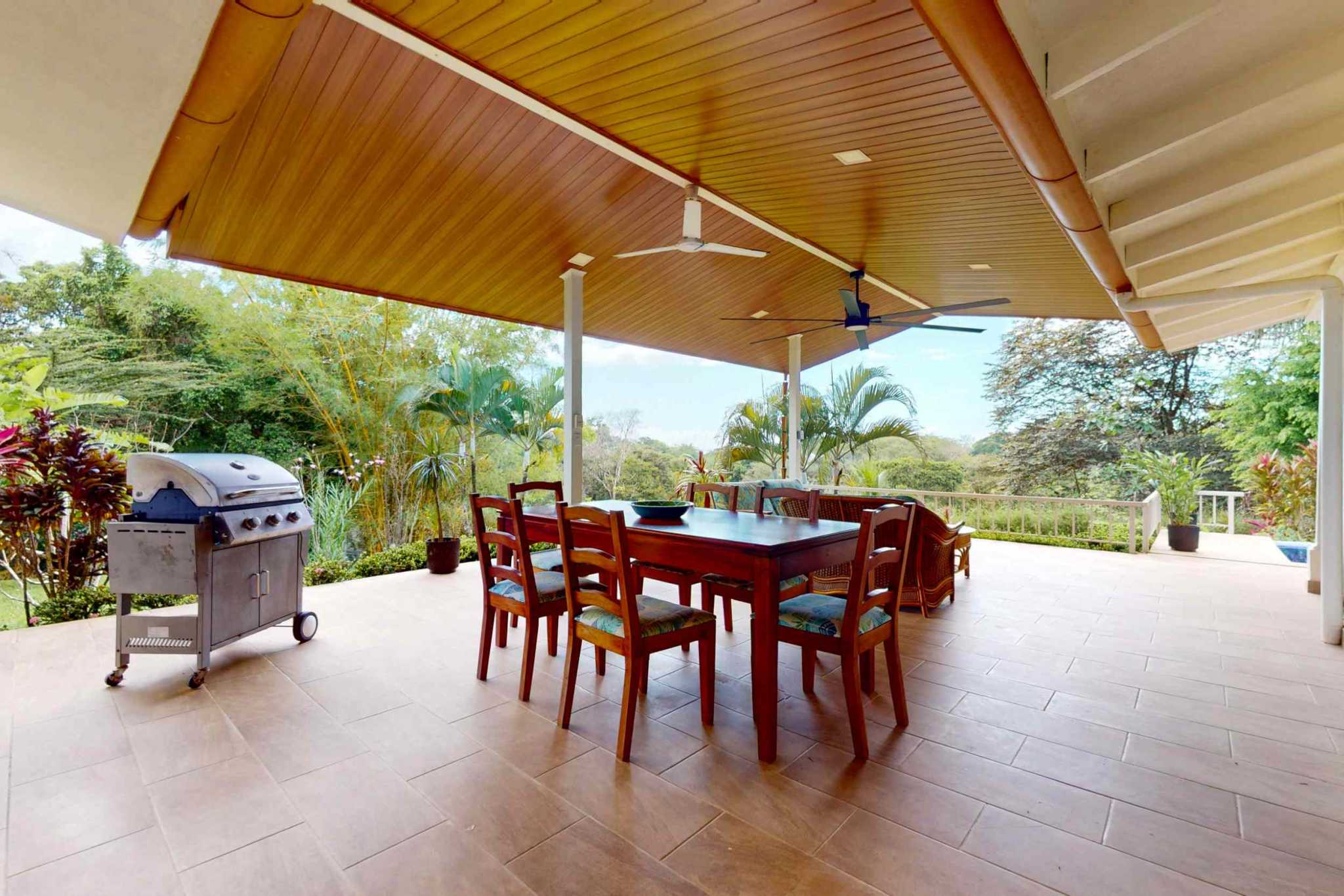 Charming 3 Bedroom Home on Lush Acreage with Pocket Ocean View in Ojochal Costa Rica