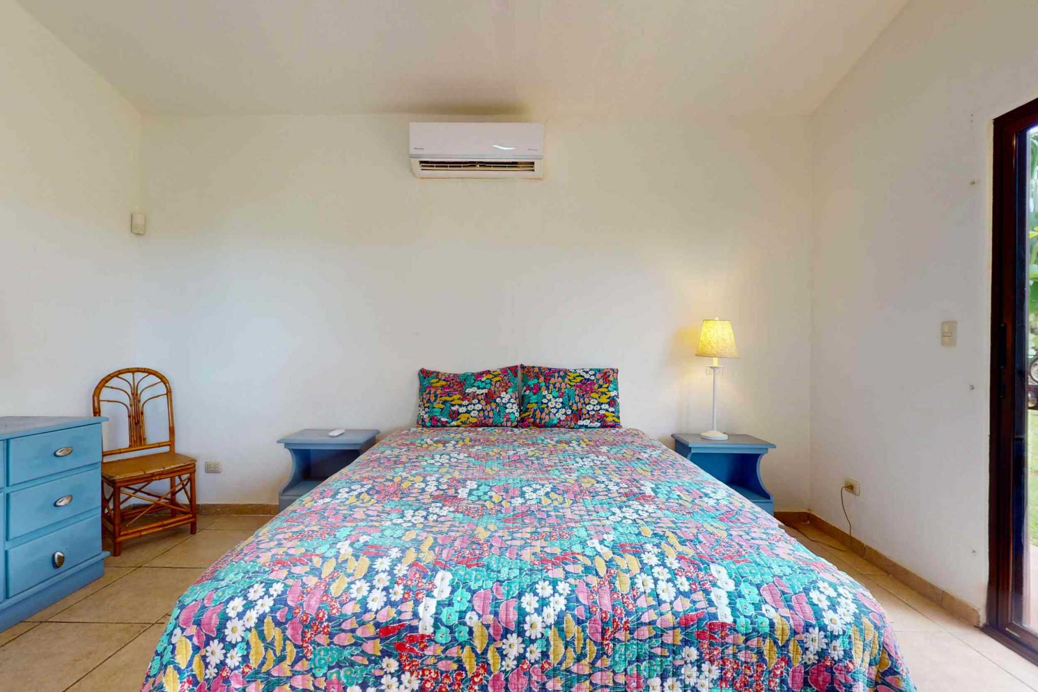 Charming 3 Bedroom Home on Lush Acreage with Pocket Ocean View in Ojochal Costa Rica