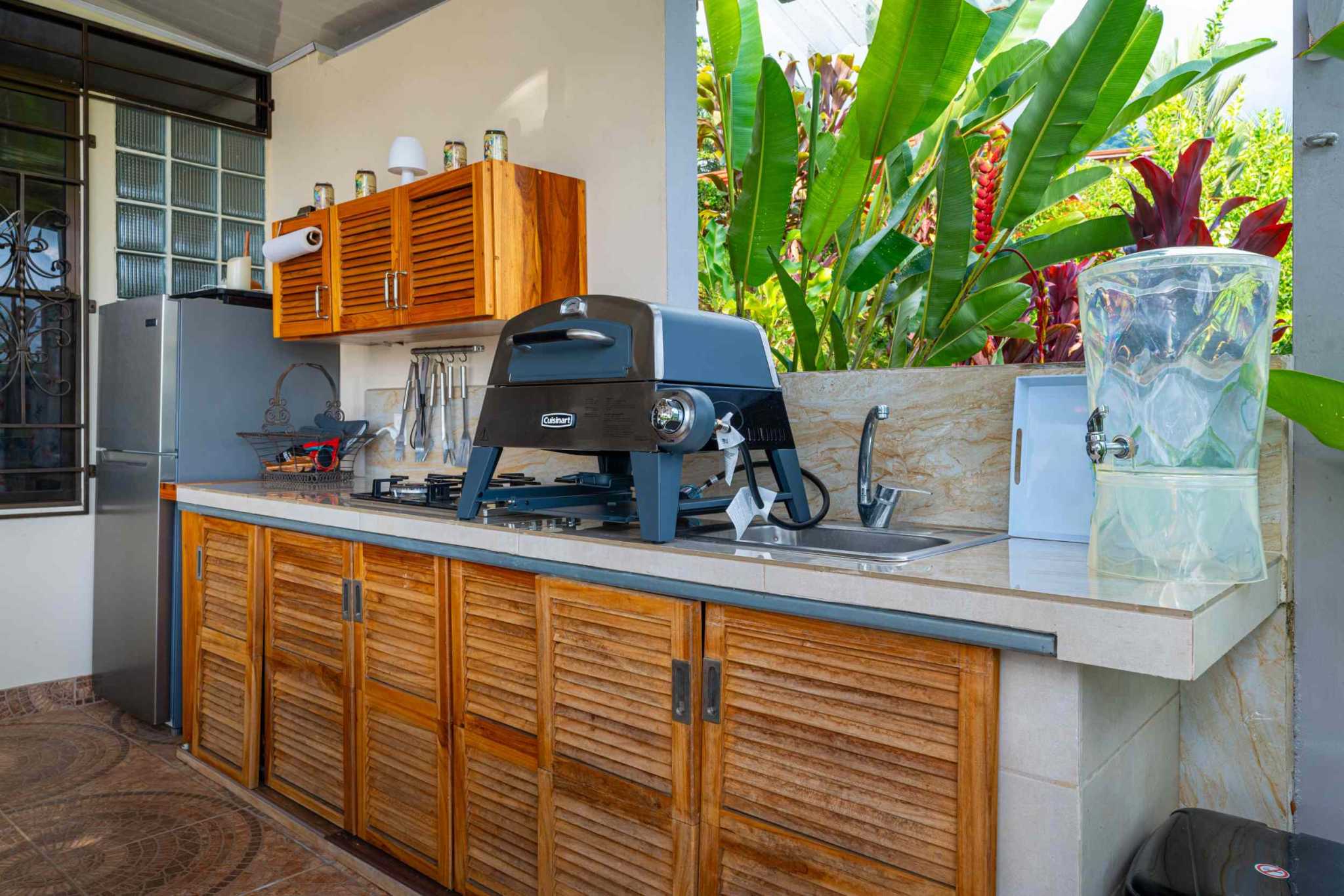 42704 (72) Home with 3-Bedrooms, Pool & Expansive Ocean Views in Central Ojochal Costa Rica