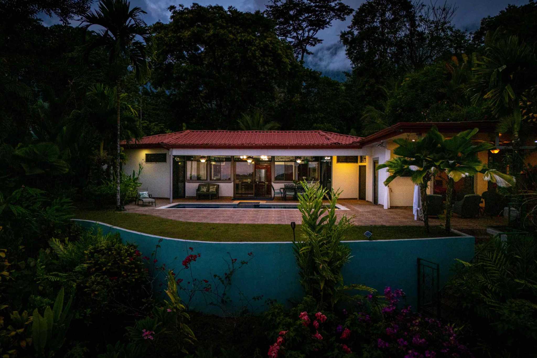 42704 (13) Home with 3-Bedrooms, Pool & Expansive Ocean Views in Central Ojochal Costa Rica