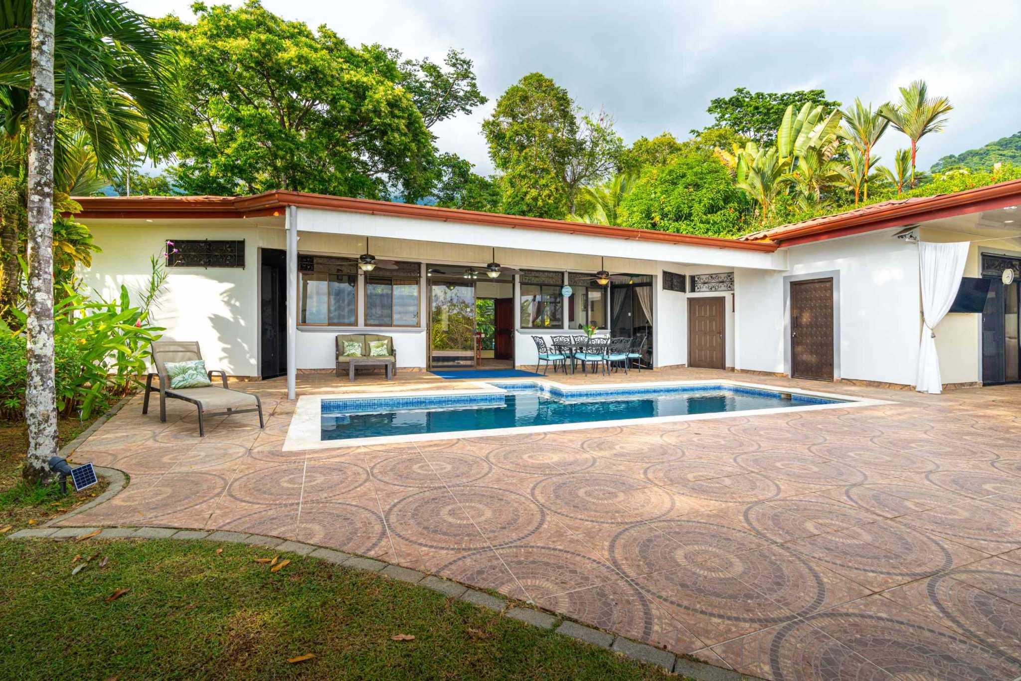 42704 (50) Home with 3-Bedrooms, Pool & Expansive Ocean Views in Central Ojochal Costa Rica