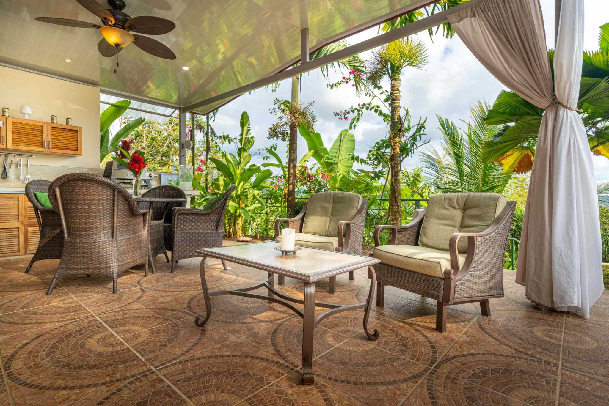 42704 (70) Home with 3-Bedrooms, Pool & Expansive Ocean Views in Central Ojochal Costa Rica