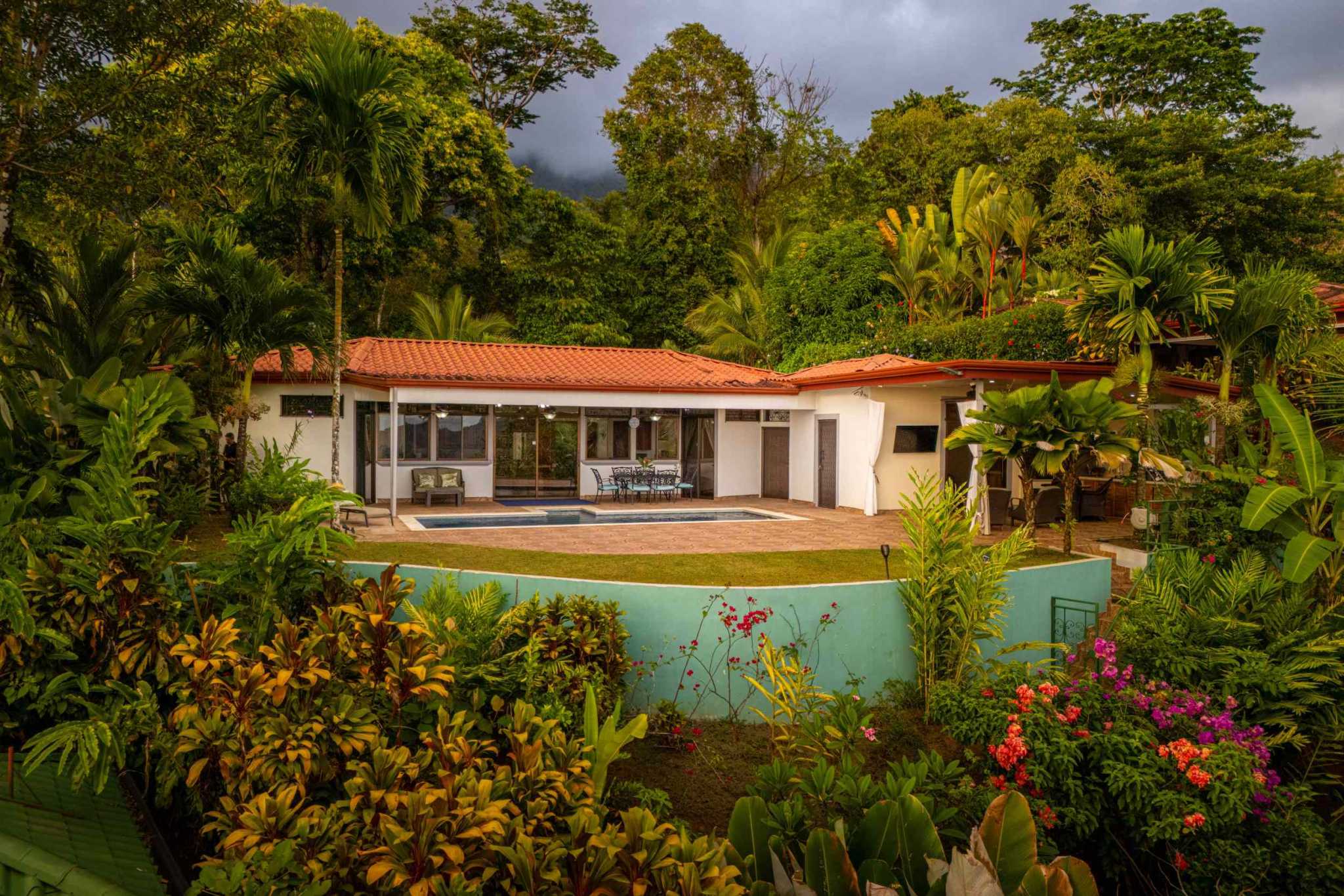 42704 (9) Home with 3-Bedrooms, Pool & Expansive Ocean Views in Central Ojochal Costa Rica