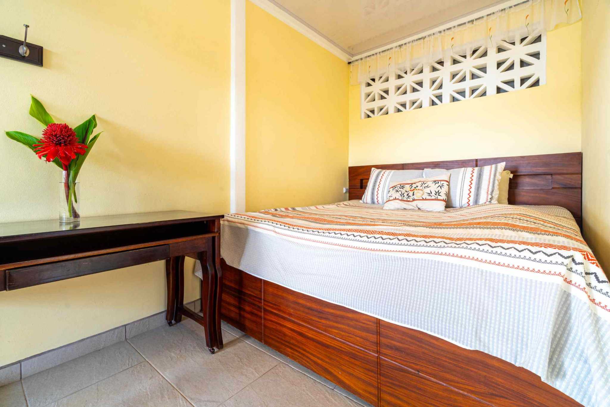 42704 (33) Home with 3-Bedrooms, Pool & Expansive Ocean Views in Central Ojochal Costa Rica
