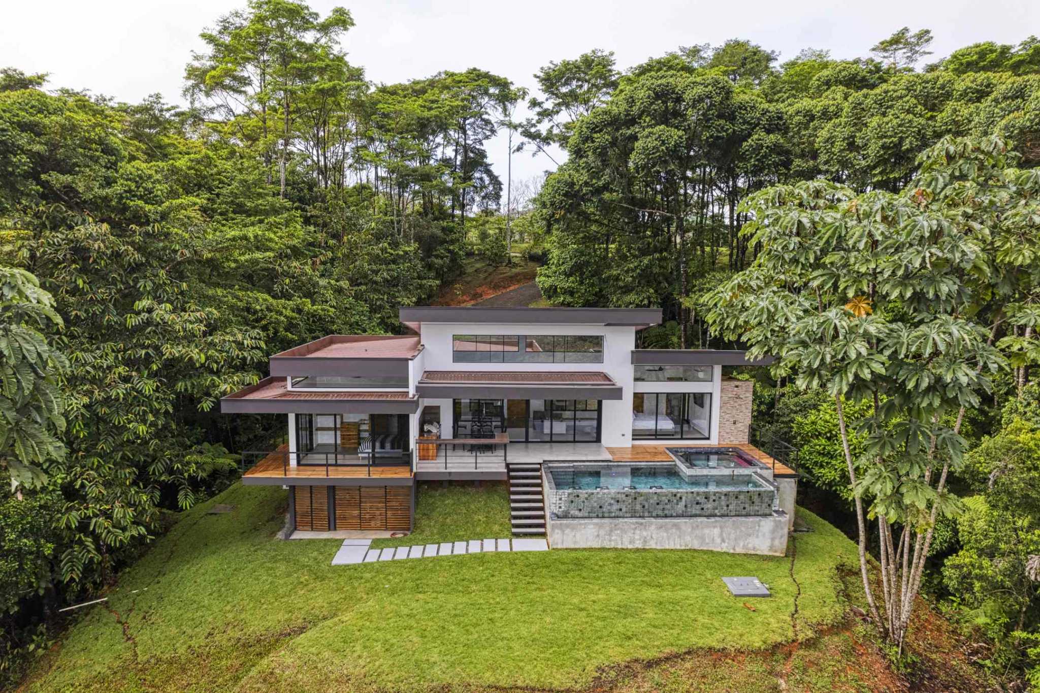 42950 (2) Mountain View 3-Bedroom Home in Escalares above Dominicalito Costa Rica