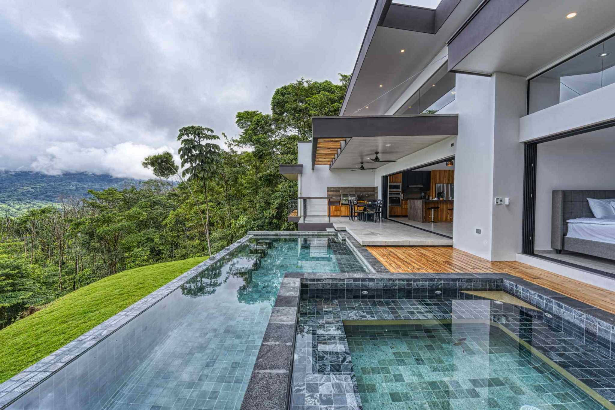 42950 (18) Mountain View 3-Bedroom Home in Escalares above Dominicalito Costa Rica