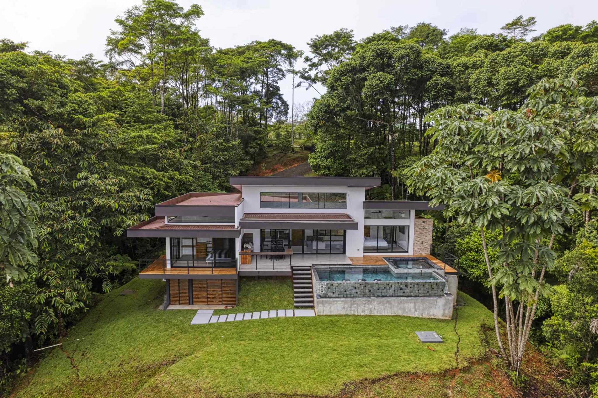 42950 (35) Mountain View 3-Bedroom Home in Escalares above Dominicalito Costa Rica