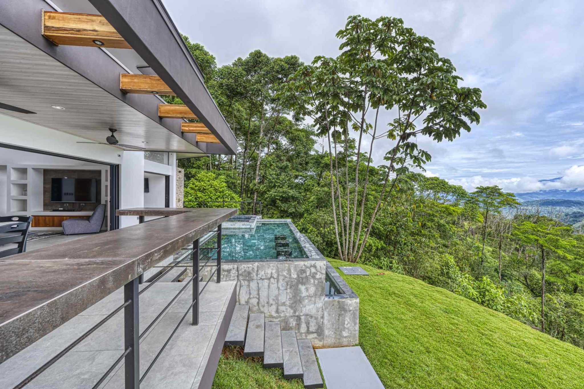 42950 (48) Mountain View 3-Bedroom Home in Escalares above Dominicalito Costa Rica
