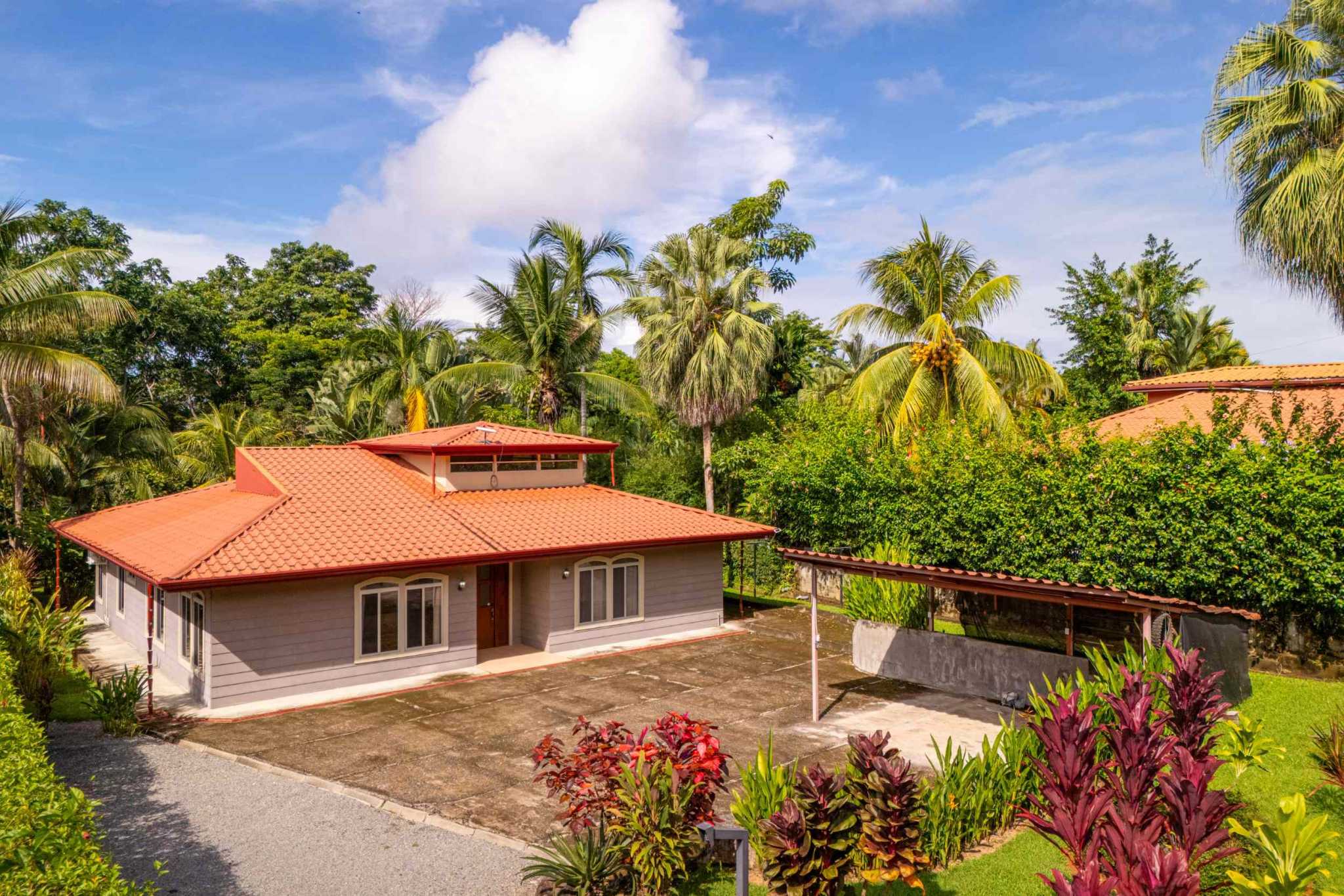 default Private 3-Bedroom Oasis in Convenient Location in Ojochal Costa Rica