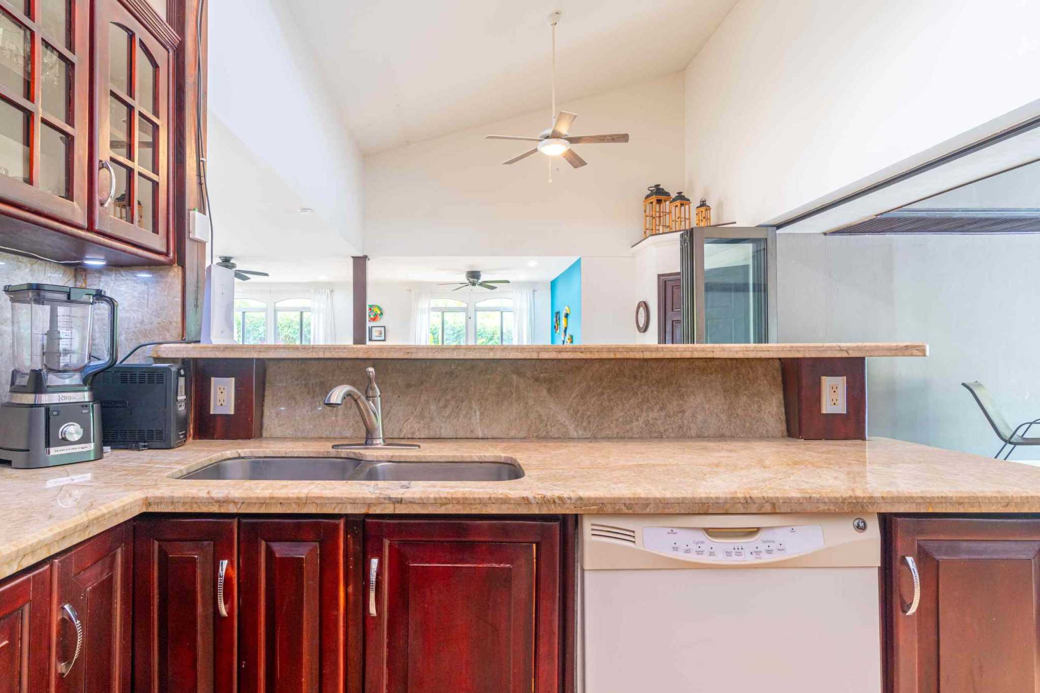 43154 (17) Private 3-Bedroom Oasis in Convenient Location in Ojochal Costa Rica
