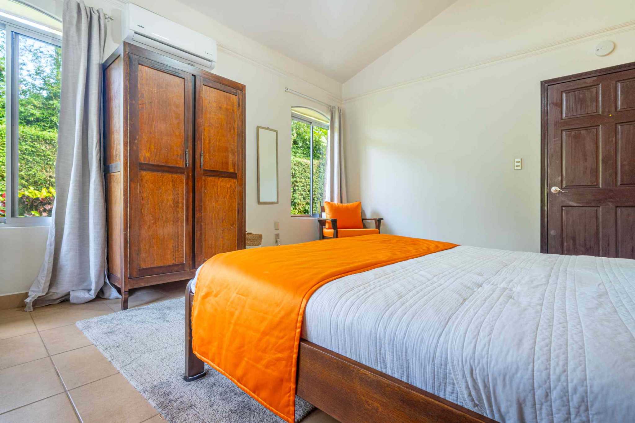 43154 (59) Private 3-Bedroom Oasis in Convenient Location in Ojochal Costa Rica