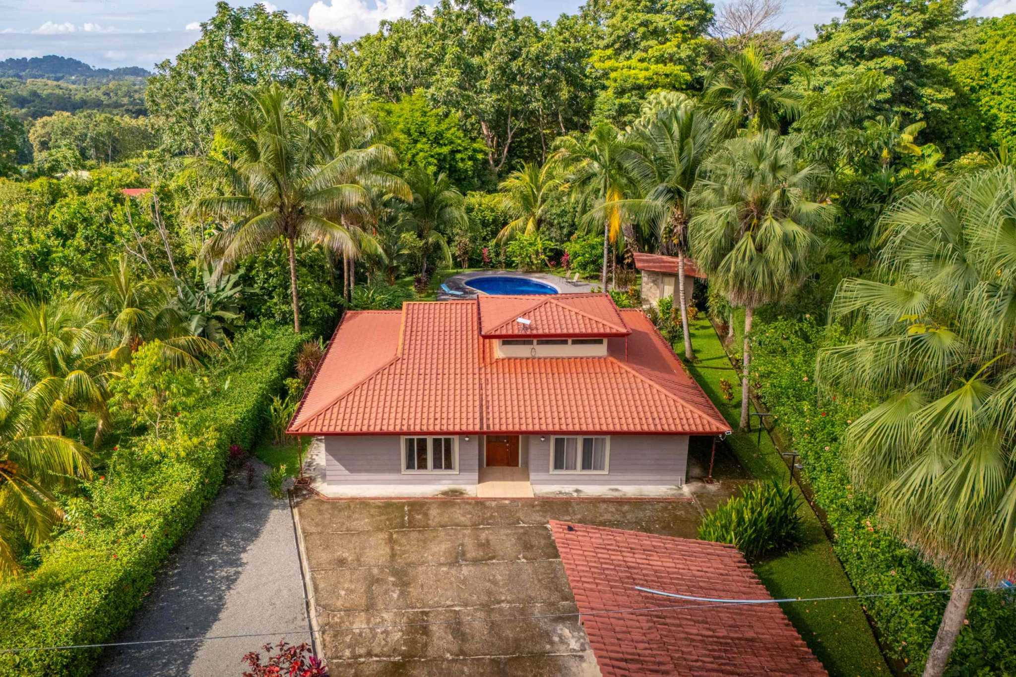 default Private 3-Bedroom Oasis in Convenient Location in Ojochal Costa Rica