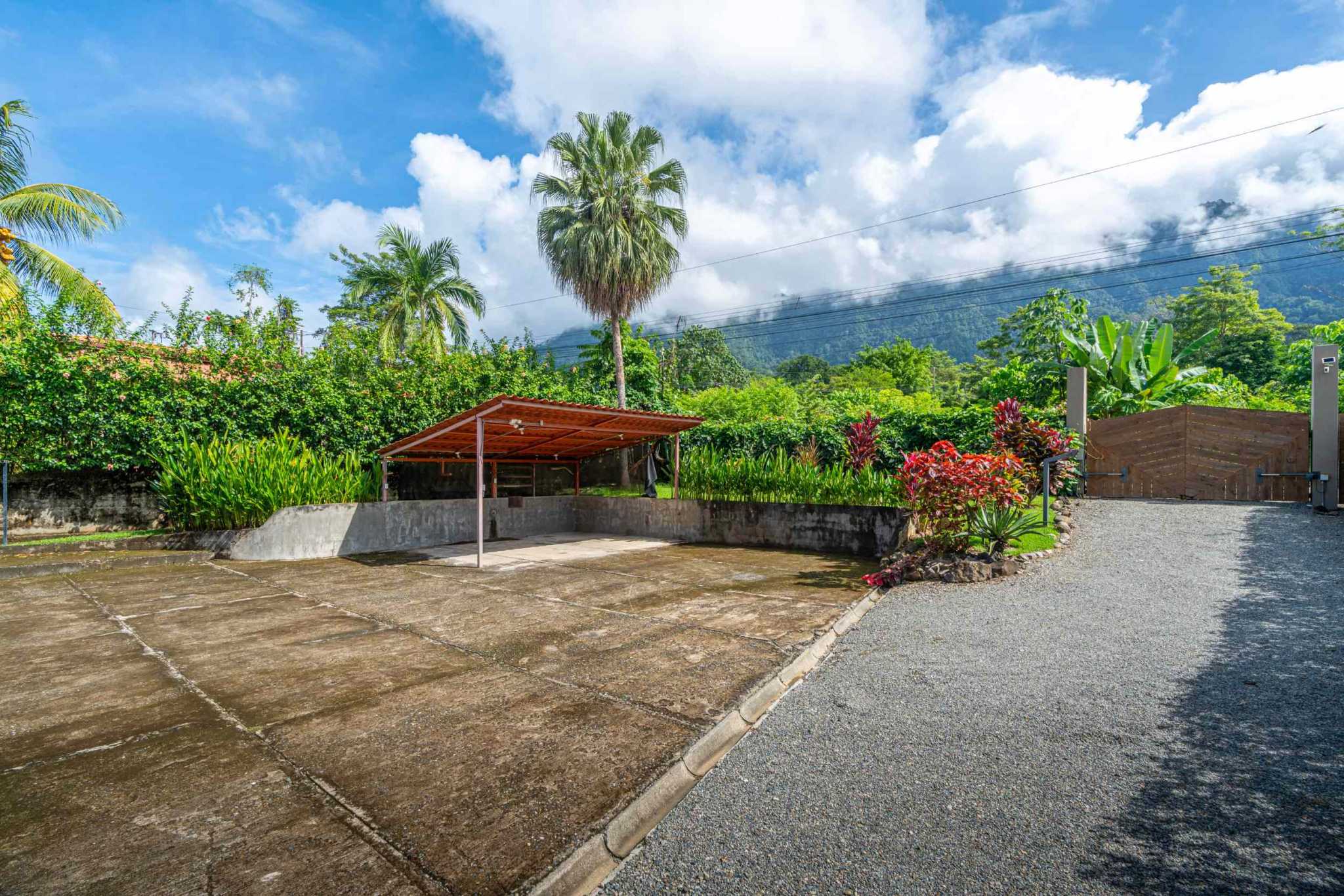 43154 (5) Private 3-Bedroom Oasis in Convenient Location in Ojochal Costa Rica