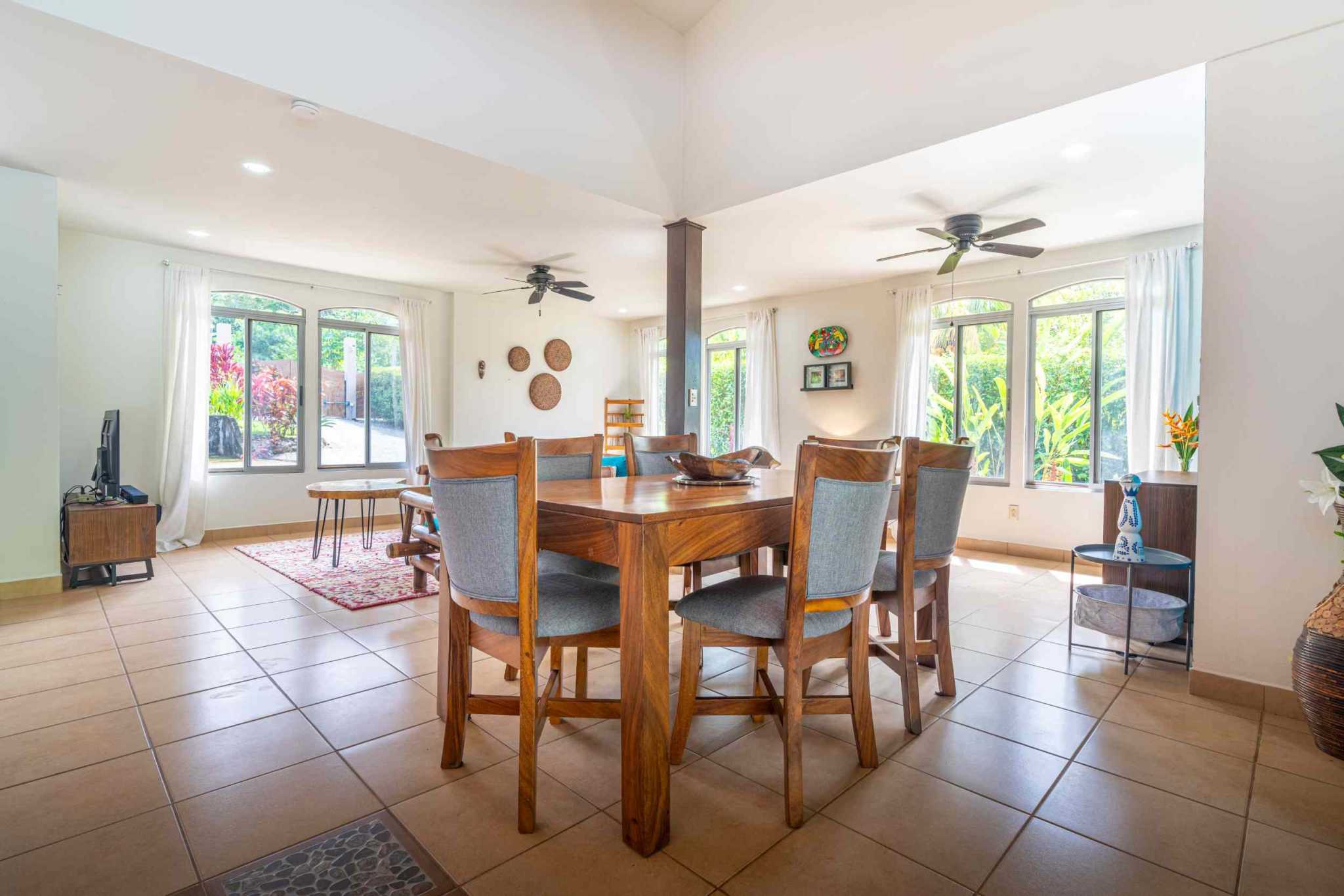 43154 (14) Private 3-Bedroom Oasis in Convenient Location in Ojochal Costa Rica