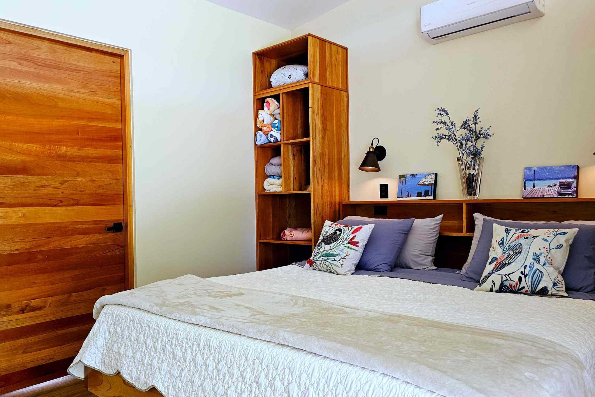 43861 (12) Elegant New 2-Bedroom Home with 2 Extra Building Pads + Mountain Views with Pool on La Union Road in Uvita Costa Rica