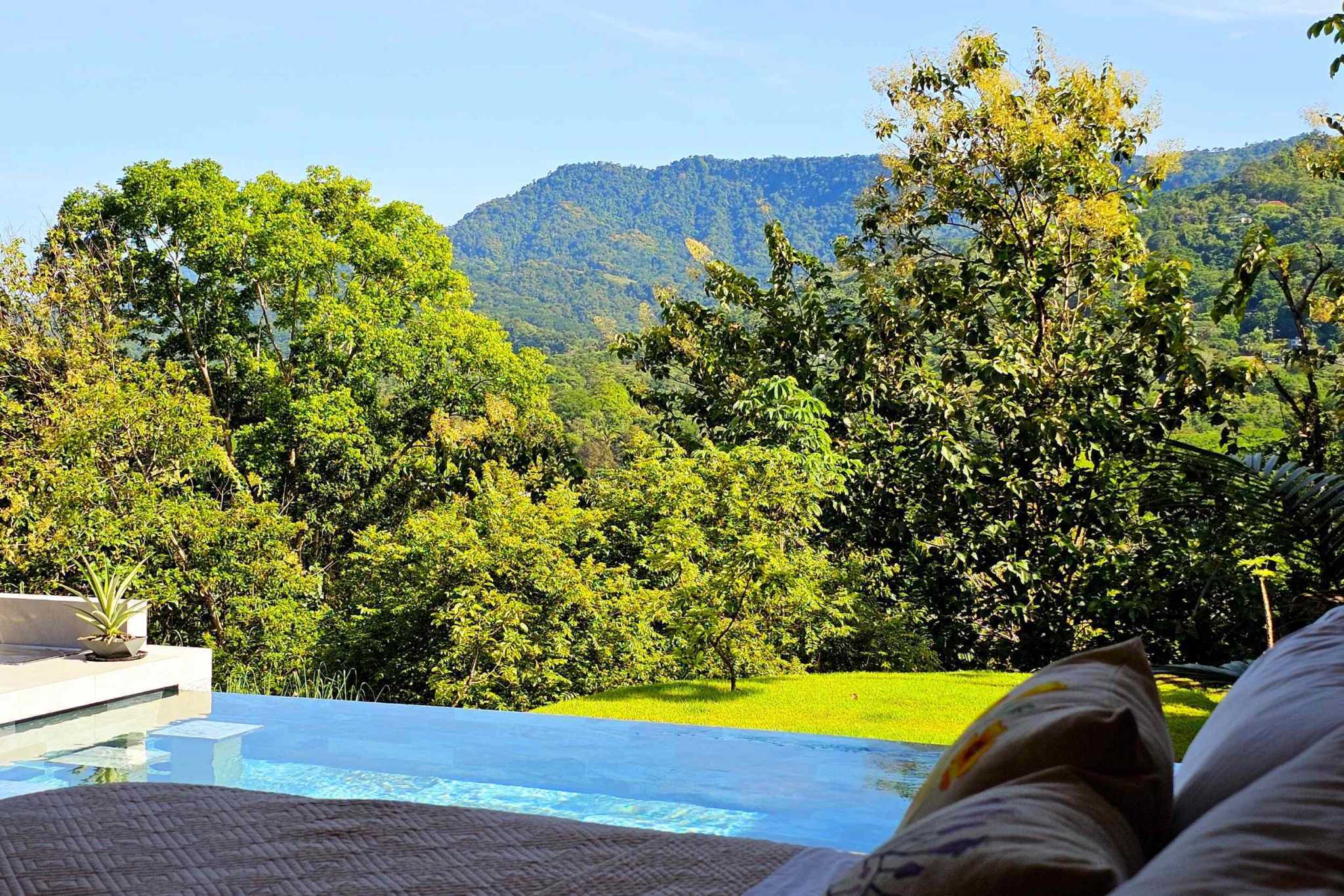 43861 (47) Elegant New 2-Bedroom Home with 2 Extra Building Pads + Mountain Views with Pool on La Union Road in Uvita Costa Rica