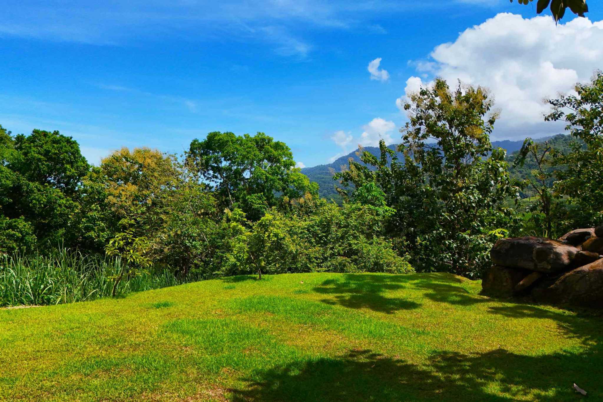 43861 (42) Elegant New 2-Bedroom Home with 2 Extra Building Pads + Mountain Views with Pool on La Union Road in Uvita Costa Rica