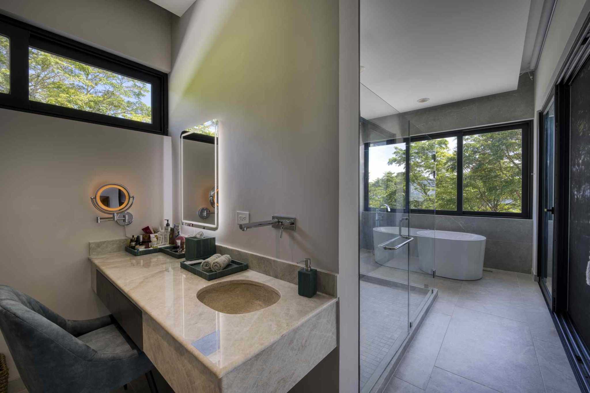 44157 (27) Luxury 4-Bedroom Estate in Costa Verde Estates above Dominicalito Costa Rica