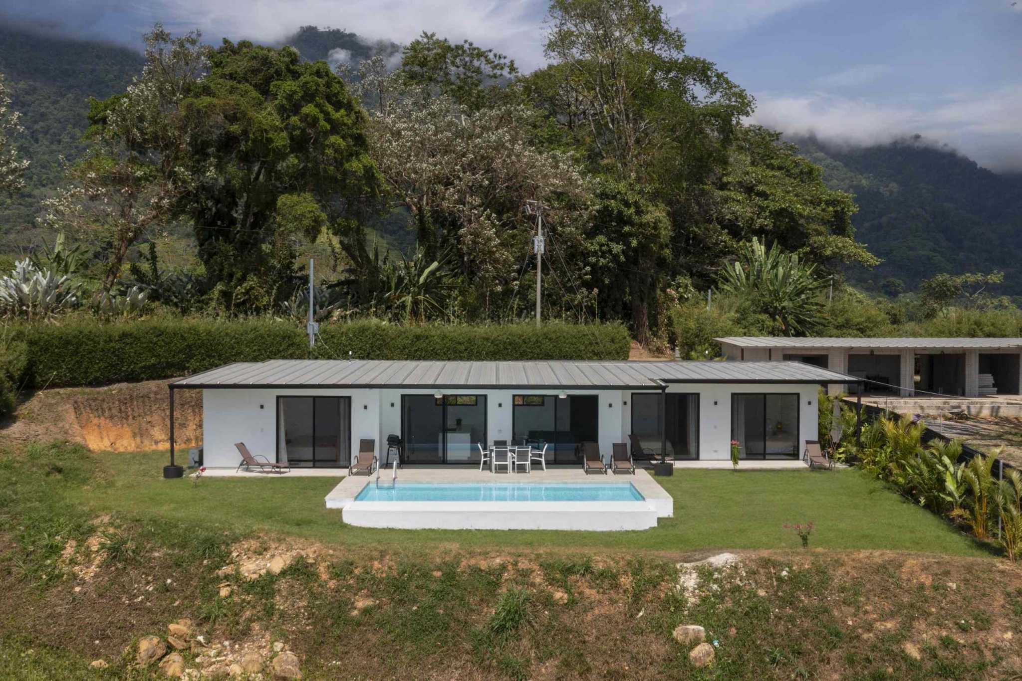 Expansive 3-Bedroom Sunset Ocean View Home in Ojochal Costa Rica