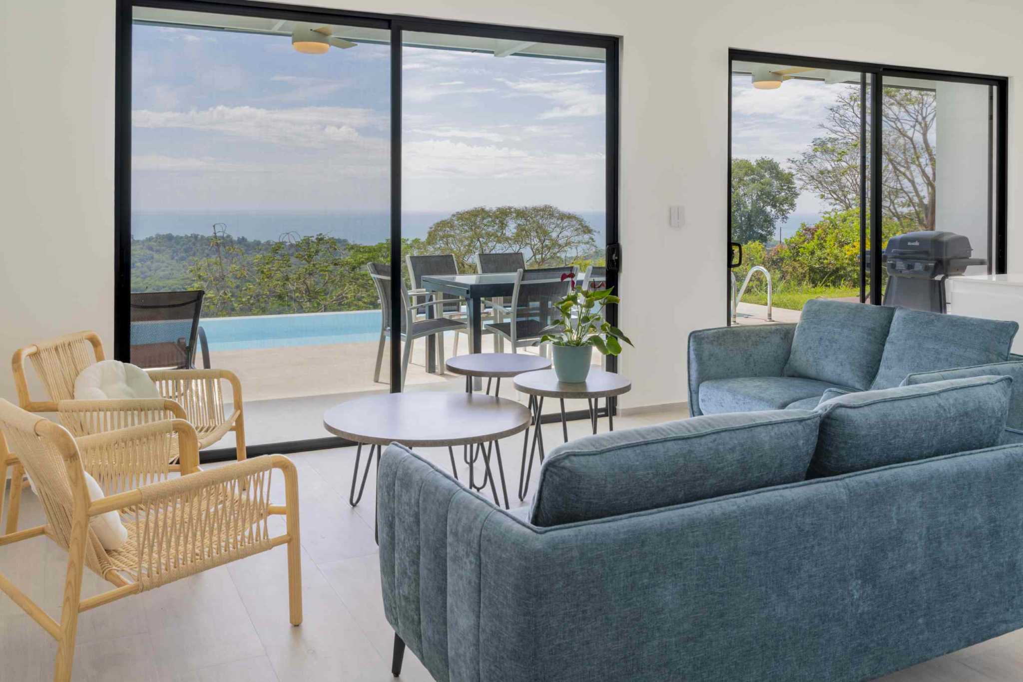 Expansive 3-Bedroom Sunset Ocean View Home in Ojochal Costa Rica