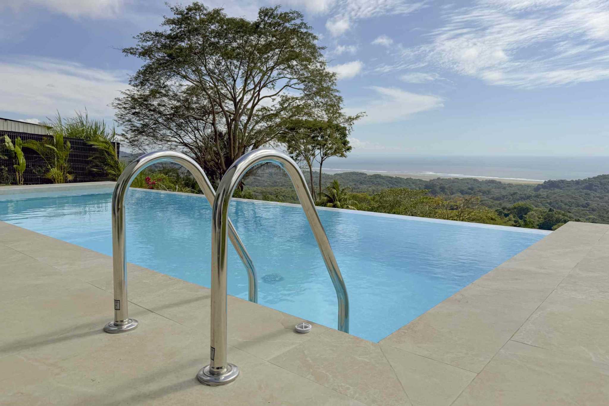 Expansive 3-Bedroom Sunset Ocean View Home in Ojochal Costa Rica
