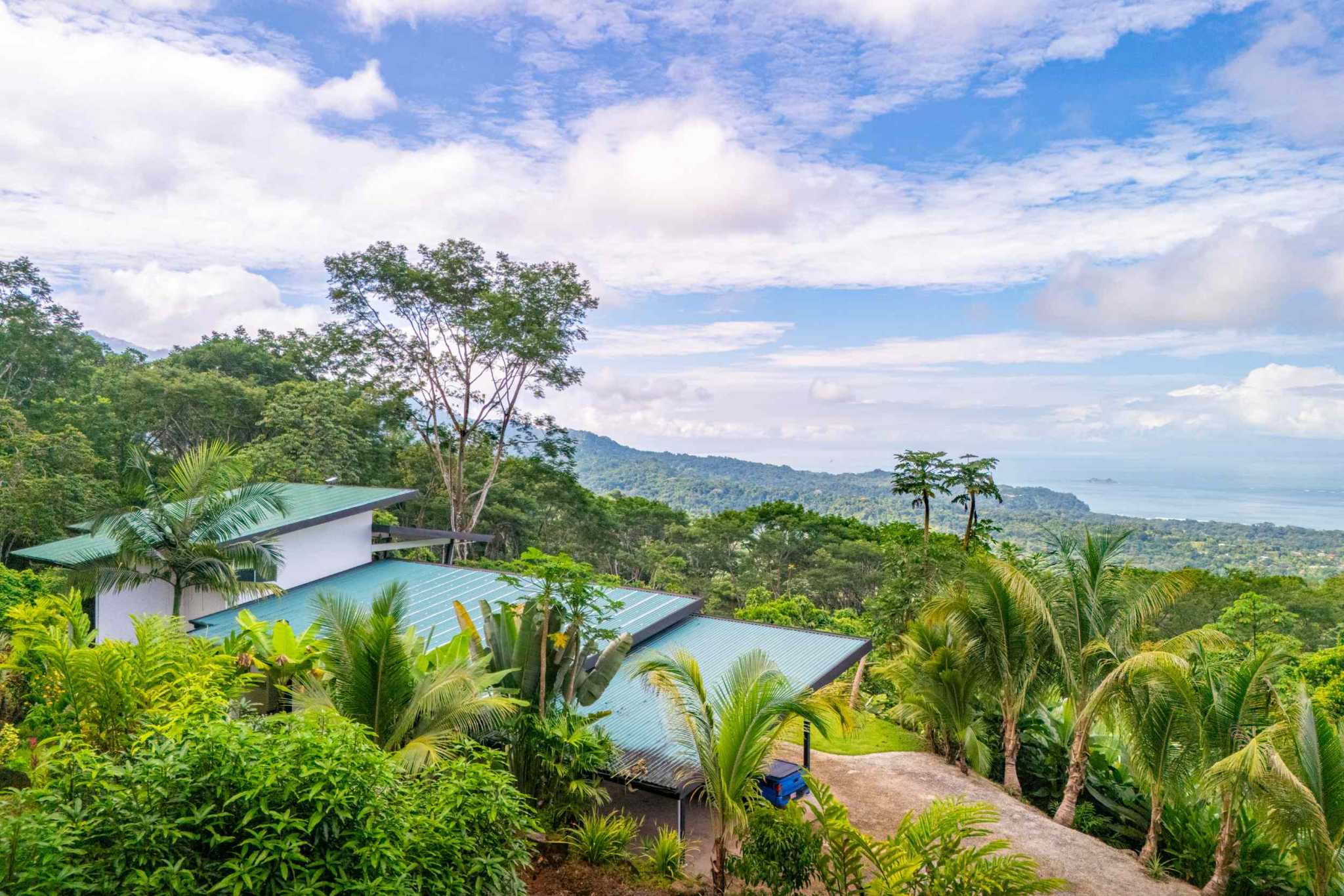 Luxury Ocean View 5-Bedroom Retreat Overlooking the Whale’s Tail Ocean View with Proven Rental Income in Uvita Costa Rica