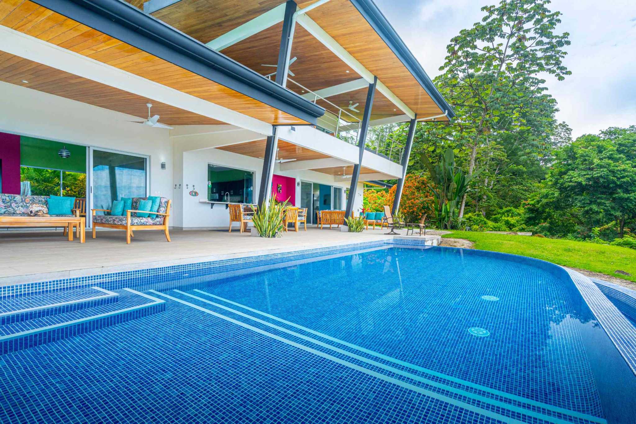 Luxury Ocean View 5-Bedroom Retreat Overlooking the Whale’s Tail Ocean View with Proven Rental Income in Uvita Costa Rica