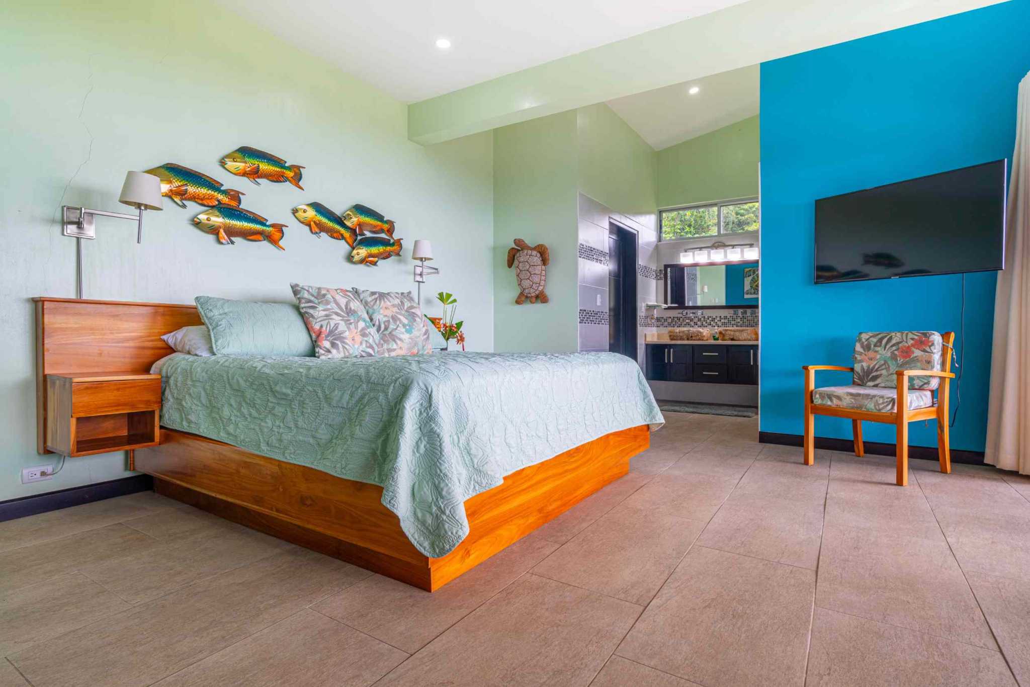 Luxury Ocean View 5-Bedroom Retreat Overlooking the Whale’s Tail Ocean View with Proven Rental Income in Uvita Costa Rica