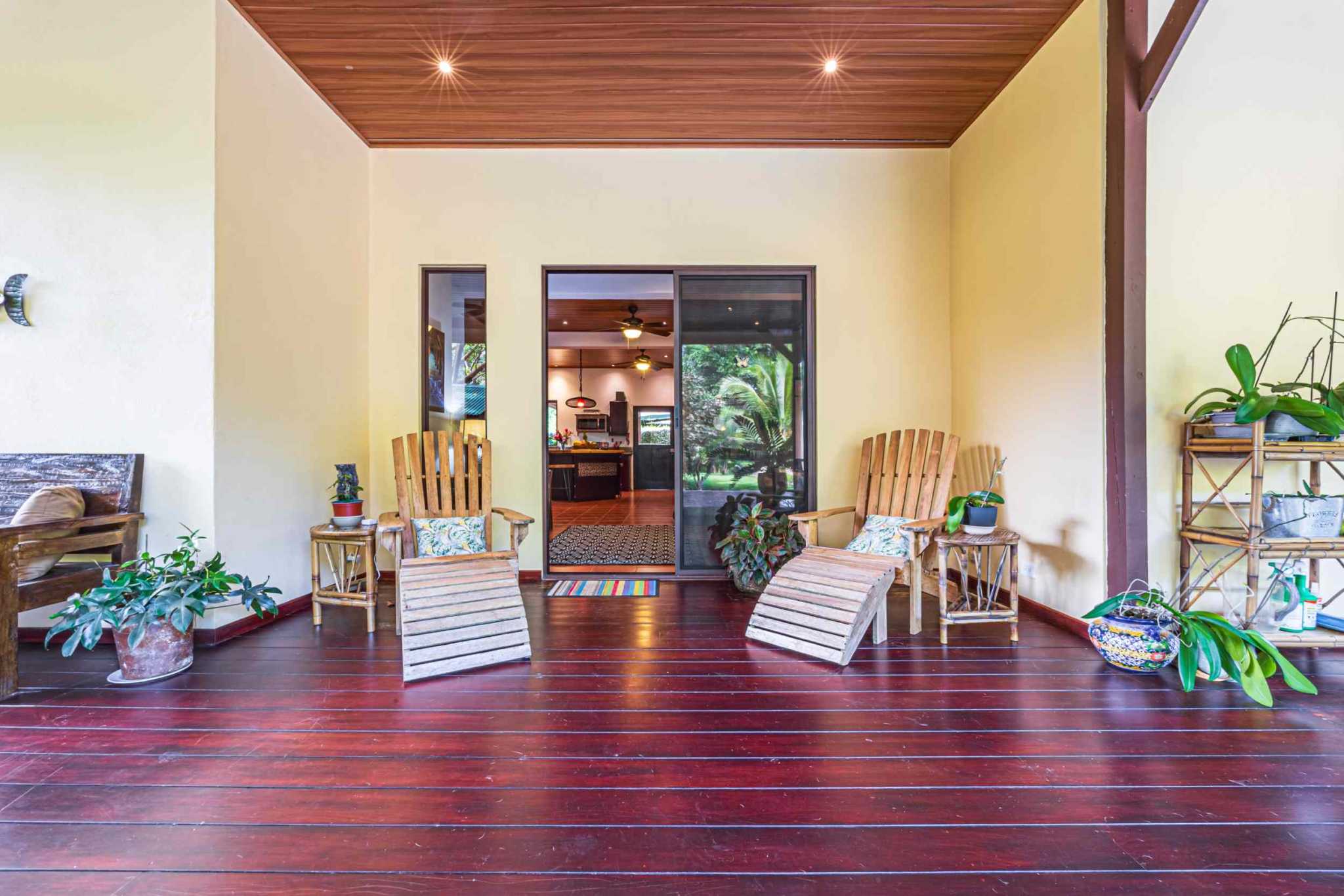 44724 (54) Modern Riverfront 5-Bedroom Home, Walking Distance to Beach, River & Town in Dominical Costa Rica