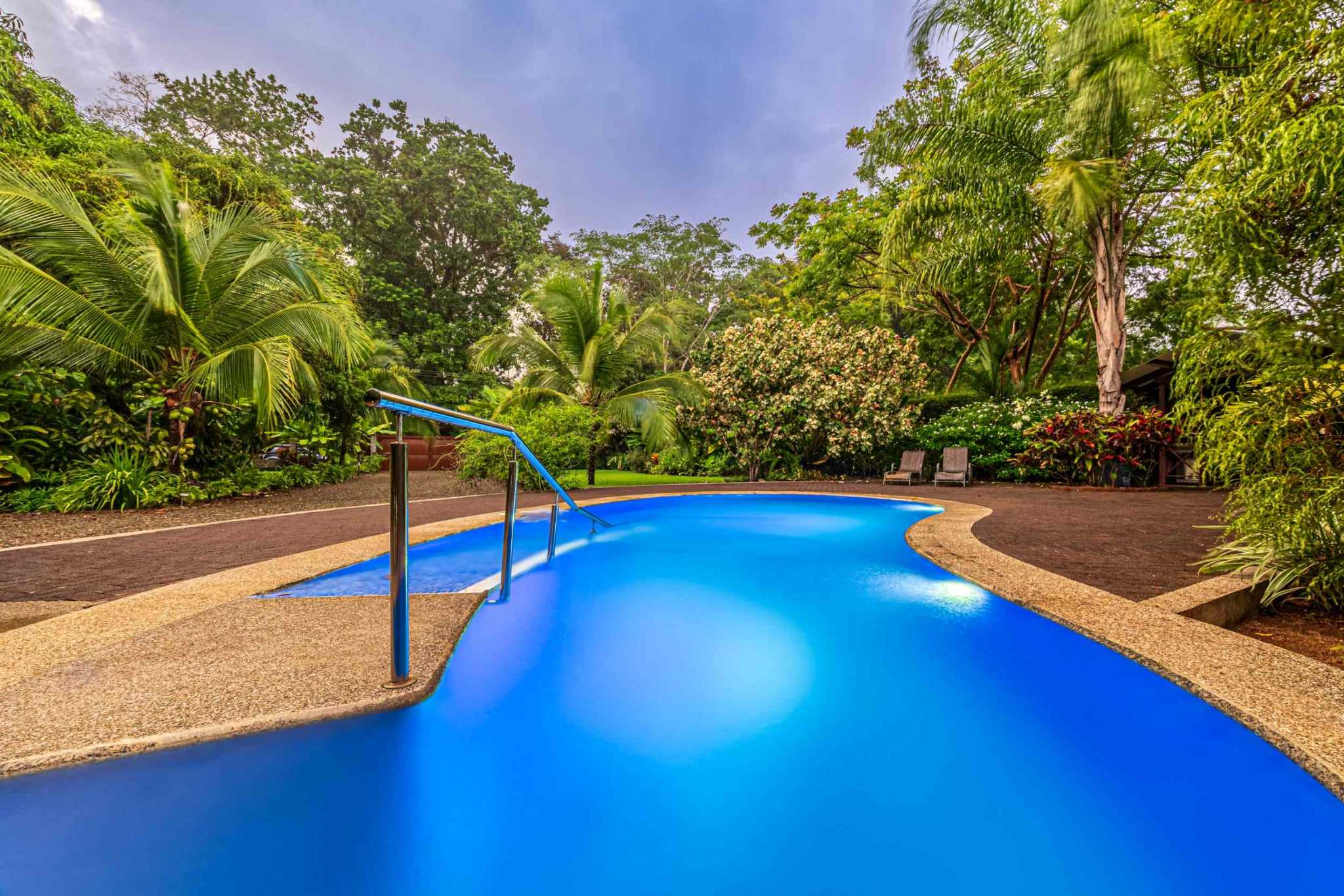 44724 (12) Modern Riverfront 5-Bedroom Home, Walking Distance to Beach, River & Town in Dominical Costa Rica